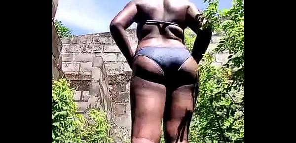 trendsDark skin booty outdoor